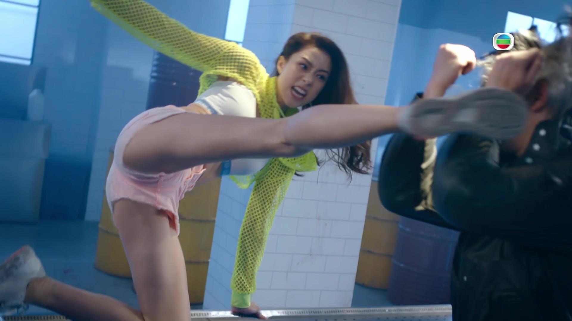 劉穎鏇上演動作戲有姿勢亦有氣勢。