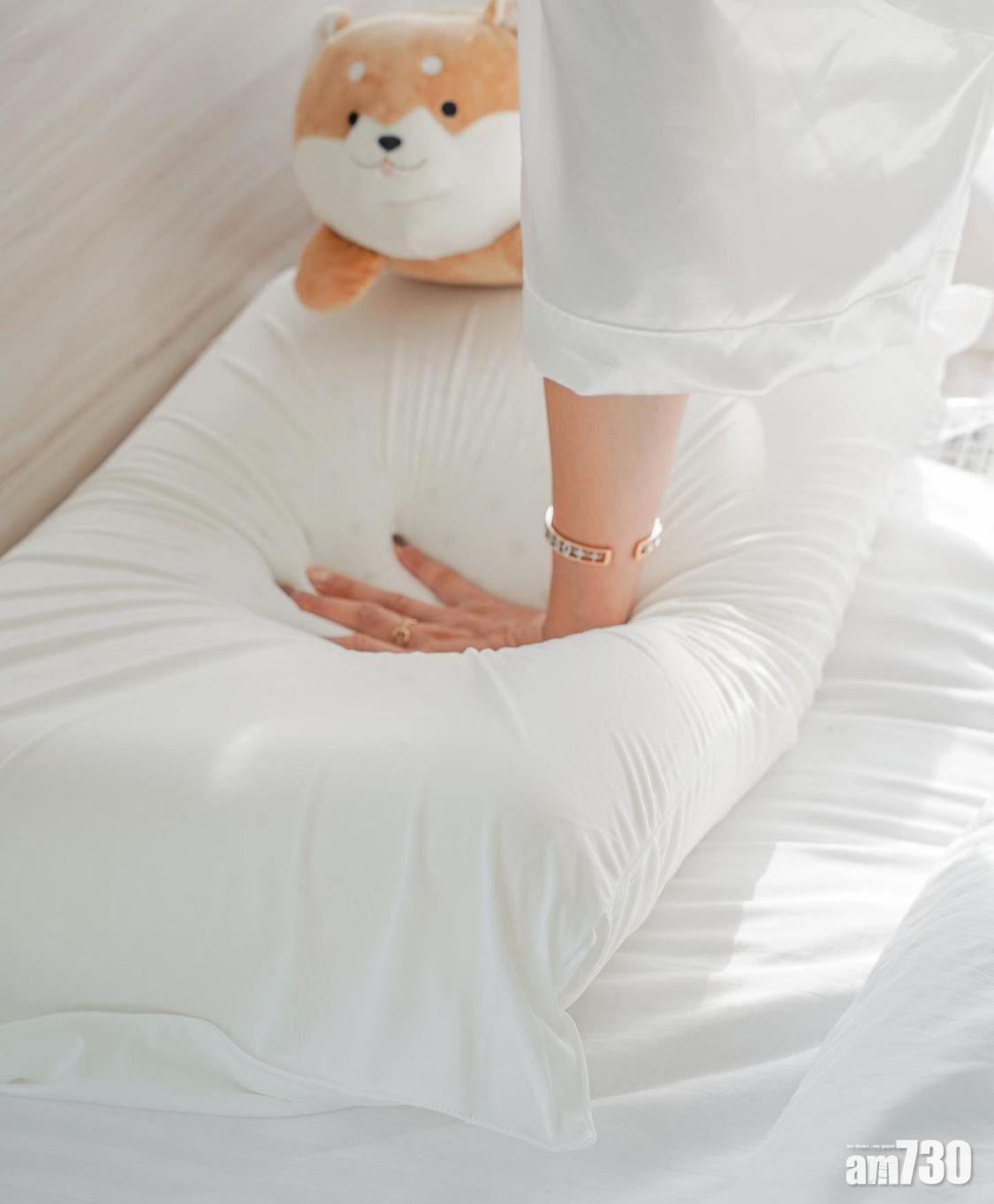 睡覺的時候選擇適合的枕頭十分重要。