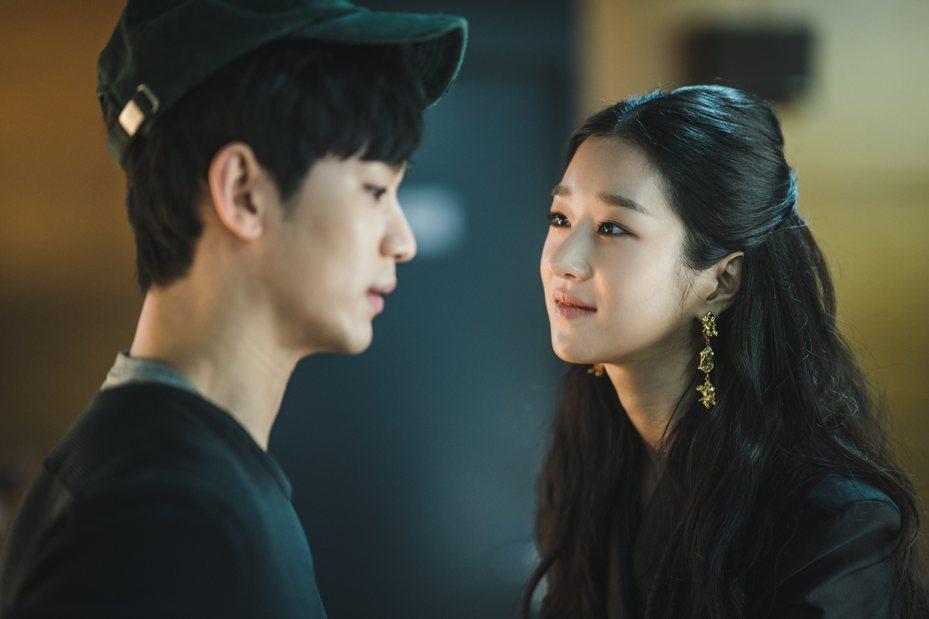 徐睿知被指曾介入金秀賢感情,壓力爆煲的她終回應指控。