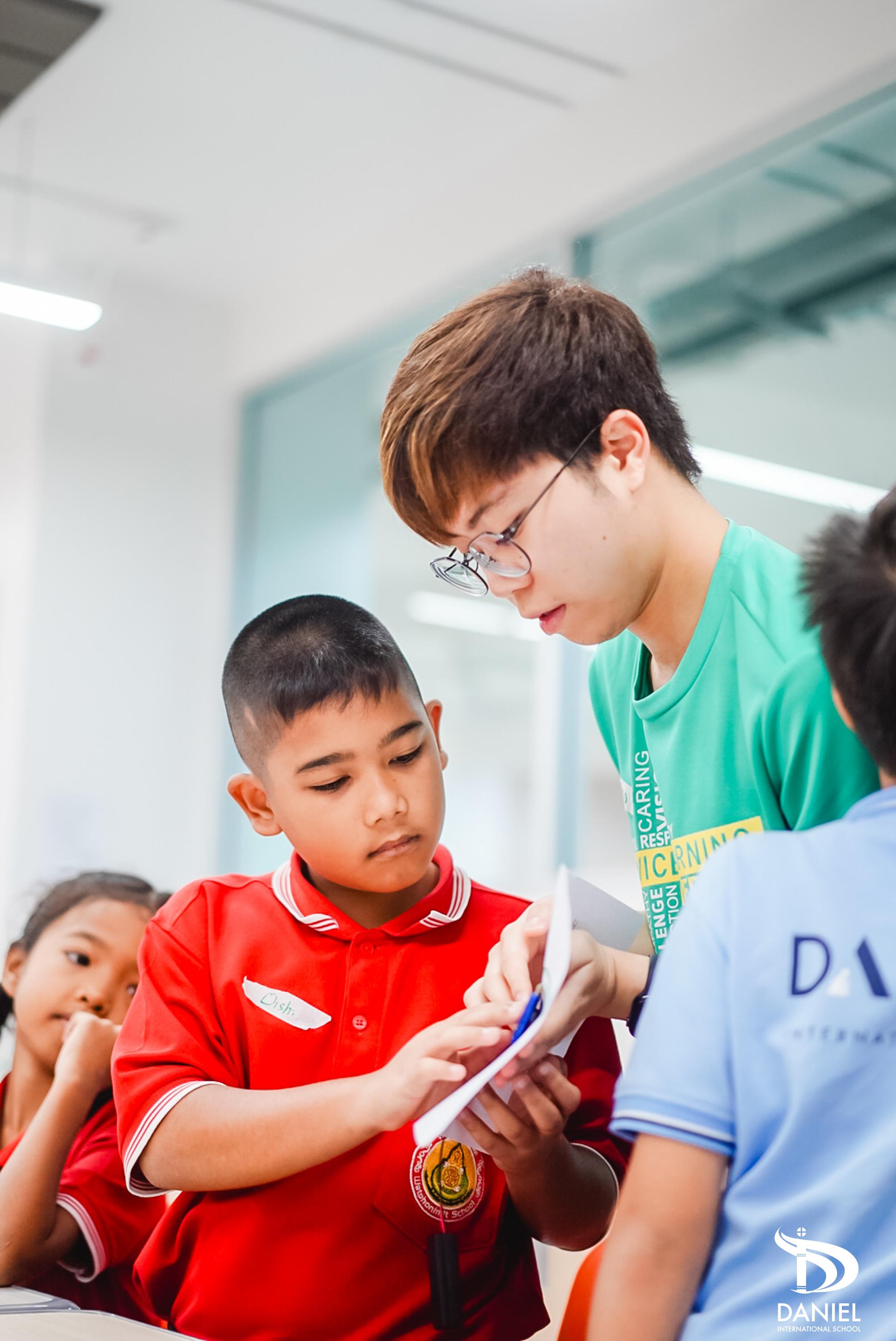 理大學生Bosco 認為這次服務學習讓他更了解當地學生的需要。