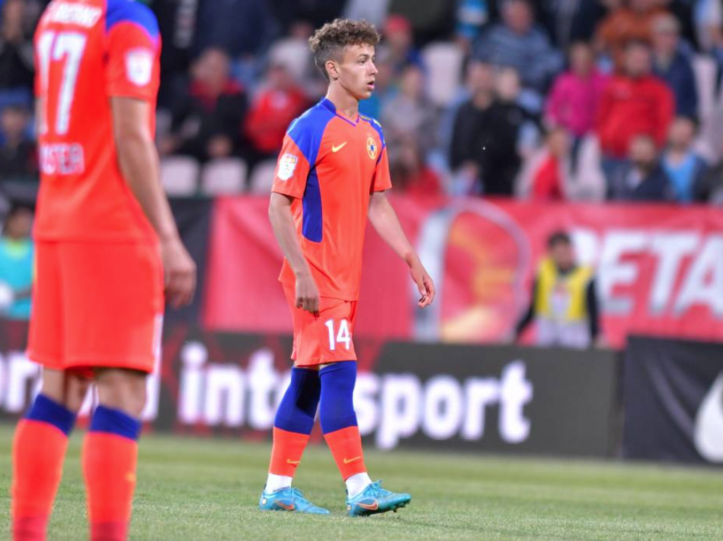 Manolache慘被自己的胃酸嗆死。(互聯網)