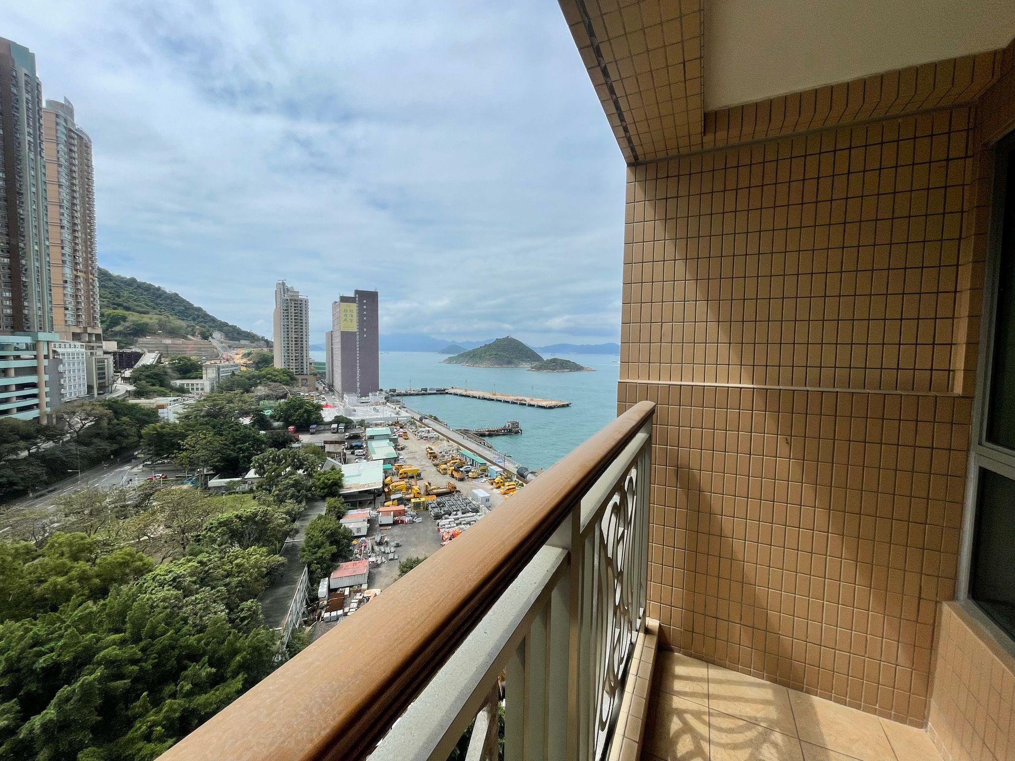 單位景觀望山景、園景和側海景,視野遼闊開揚。