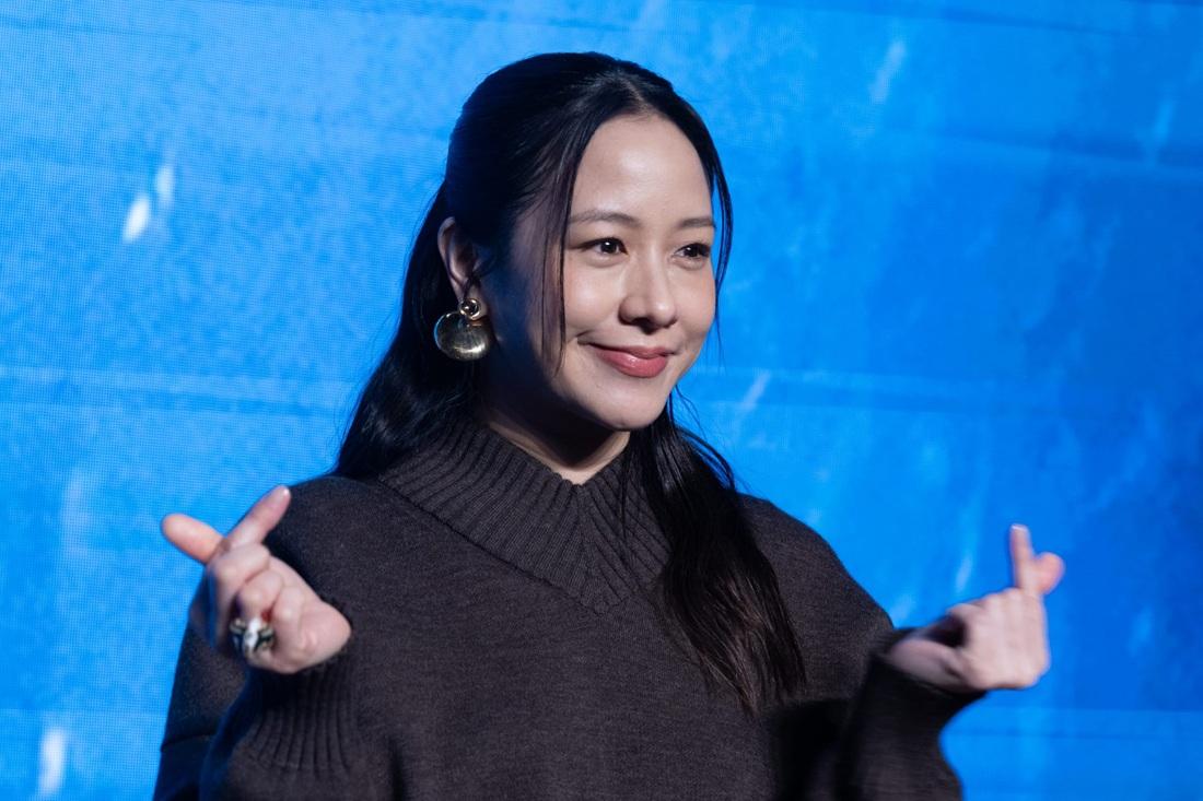 林嘉欣首拍劇挑戰英文對白 獻幕前首次跳舞穿泳衣