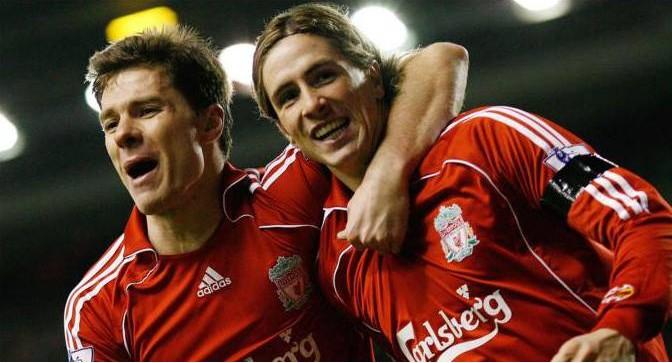 費蘭度托利斯與沙比阿朗素兩名西班牙國腳在利物浦並肩作戰。(費托FB)