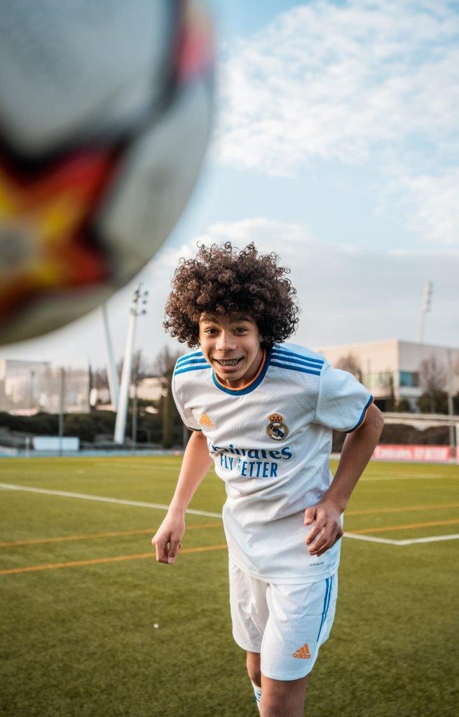 馬些路兒子安素艾維斯(Enzo Alves)司職前鋒。