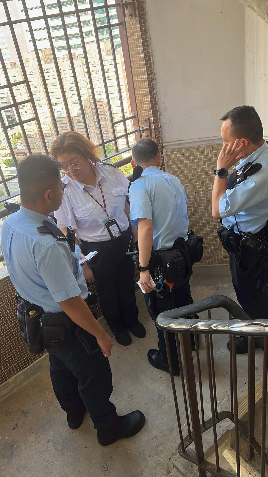 屯門山景邨發生大批俗稱「水線」的防漏電地線被人剪斷或偷走事件。(山景新氣象FB)