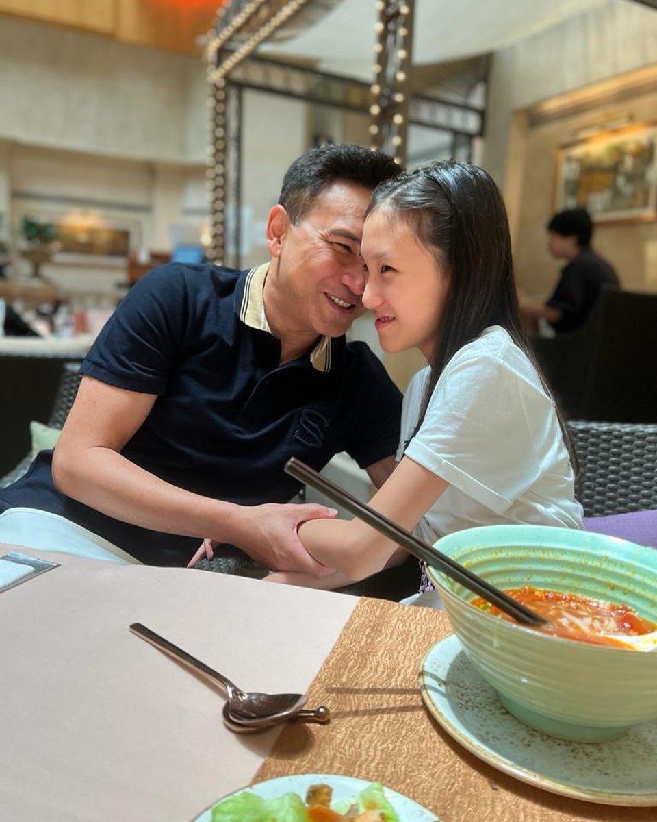 林文龍被前世情人收服。