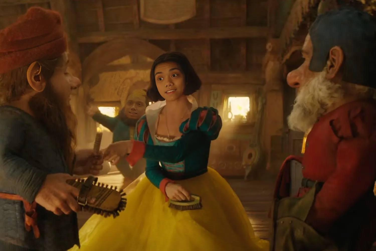 張敬軒與《白雪公主》的劇照被網民惡搞。