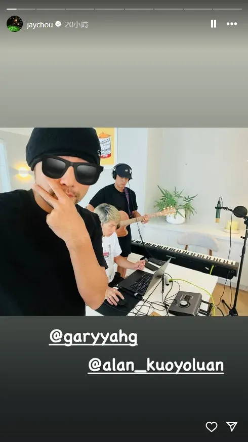 據了解周杰倫目前正身處於澳洲正在製作新專輯。