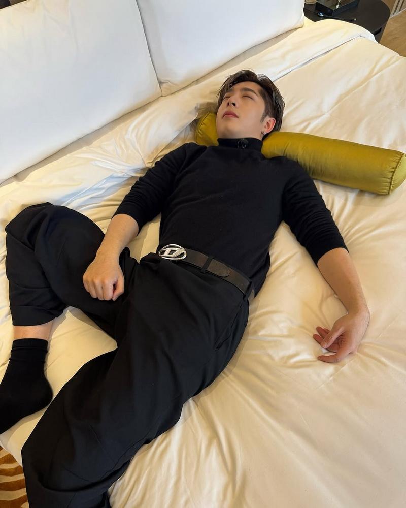 Edan透露每日只睡3至4小時。