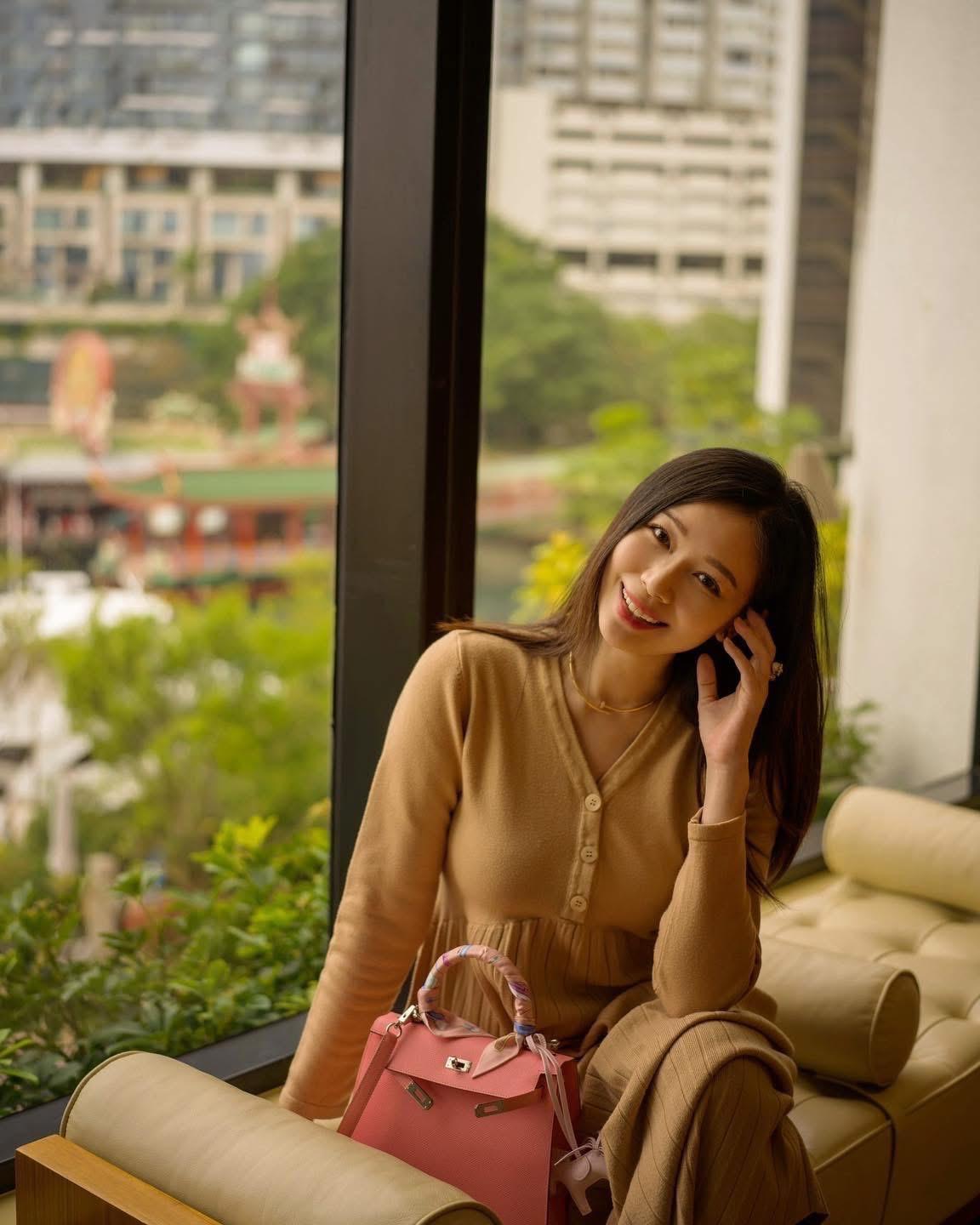 楊秀惠一向是Hermès迷,擁有不少名貴手袋。