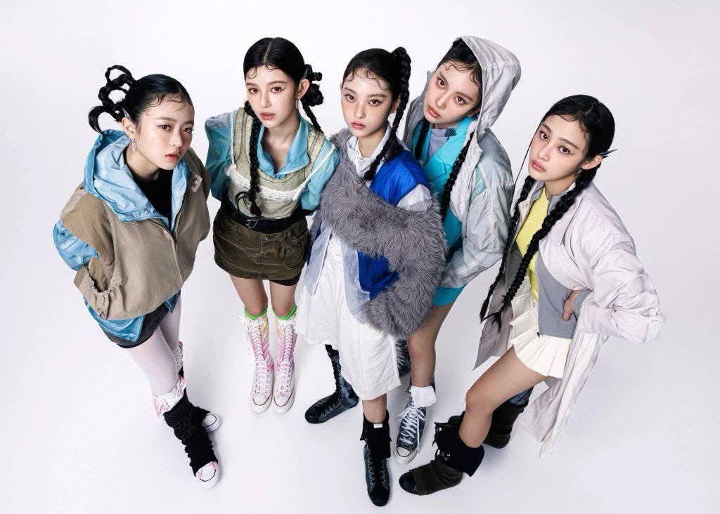 NJZ介紹新歌《Pit Stop》時稱,這首歌概括她們過去一年所有情感。