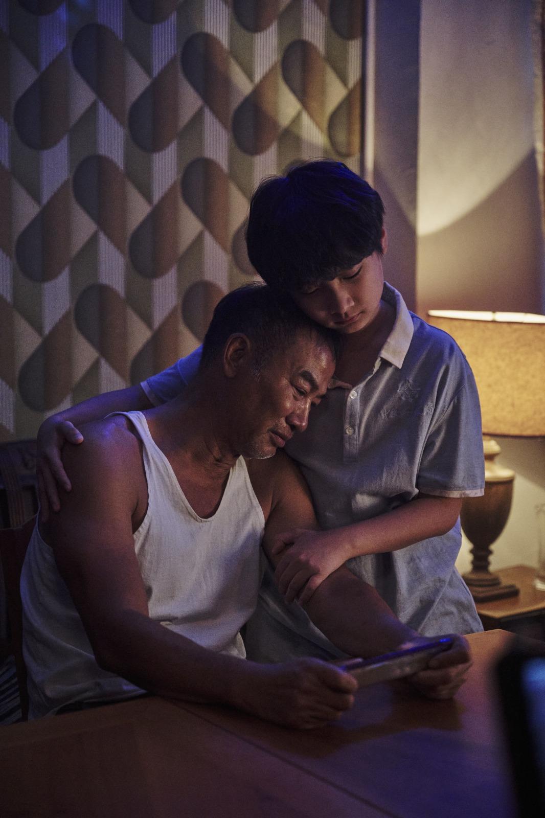 陳浚霆新歌《大個之後》MV片段。