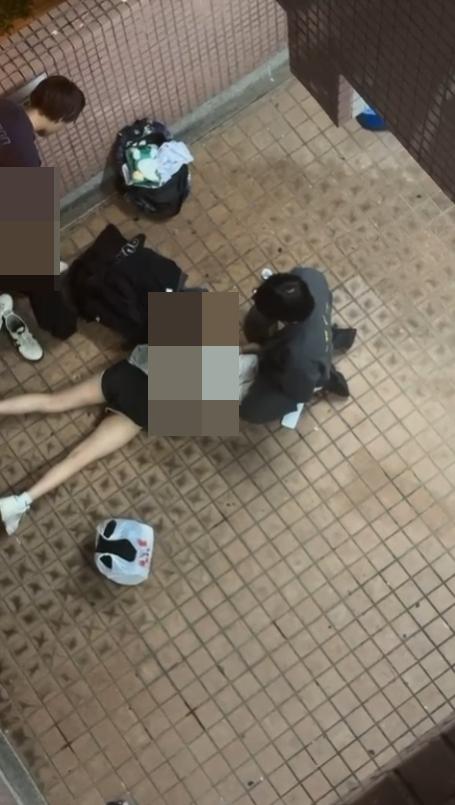 一個屋苑上演「活春宮」事件。(網上影片截圖)