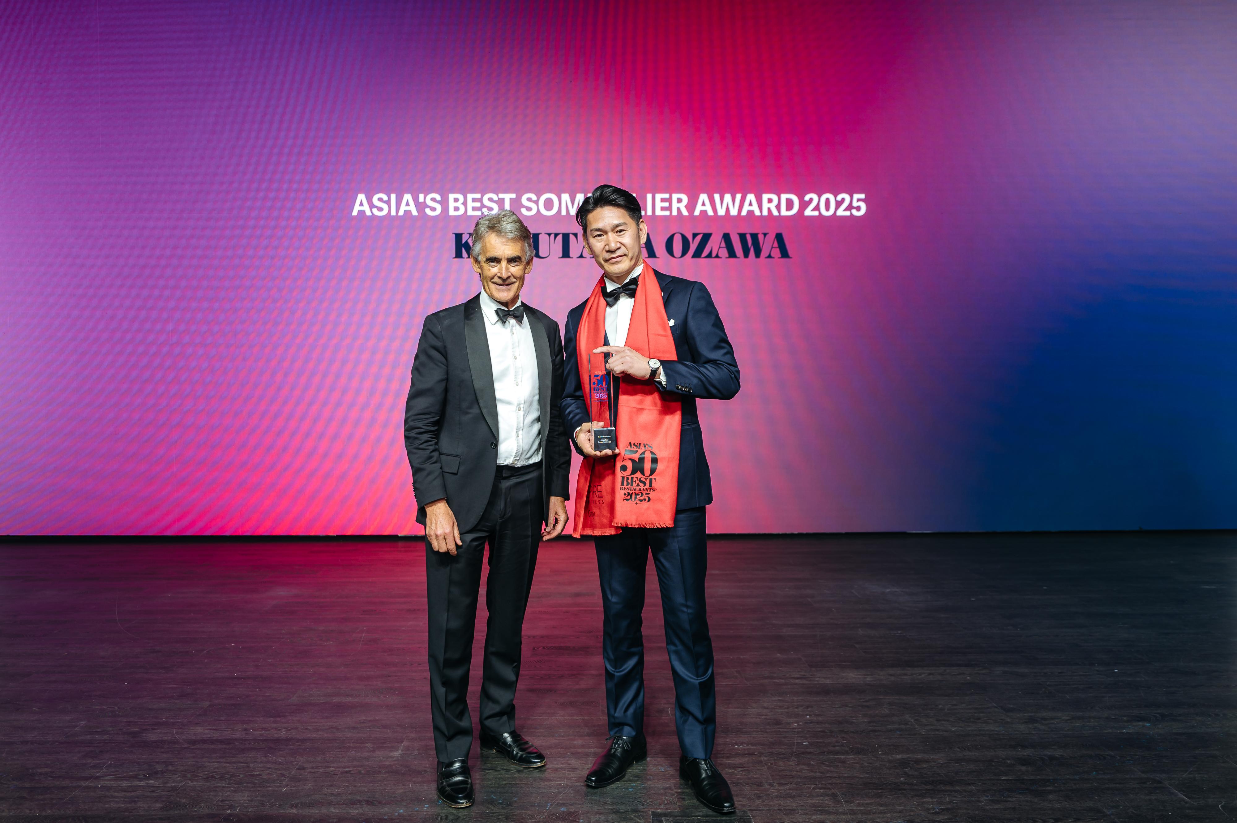 東京「Crony」以No.30首度躋身名單,店主兼侍酒師小澤一貴更贏得「亞洲最佳侍酒師獎」。