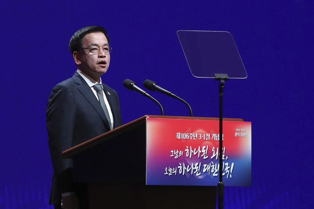 南韓代理總統崔相穆。(資料圖片)