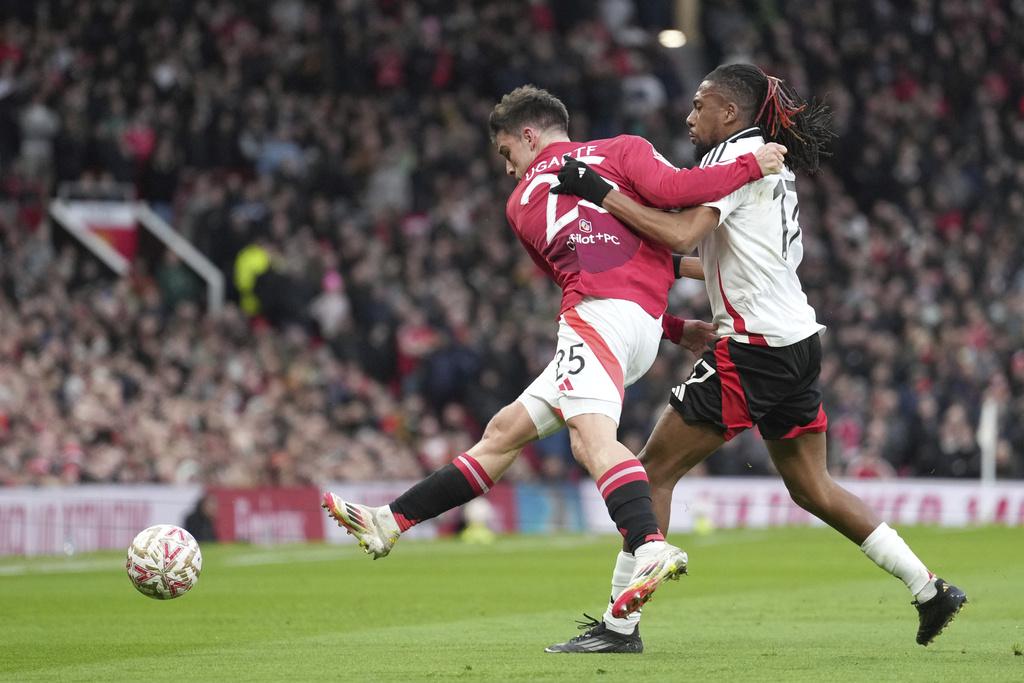 曼聯互射十二碼不敵富咸 英格蘭足總盃第五圈止步。(美聯社)