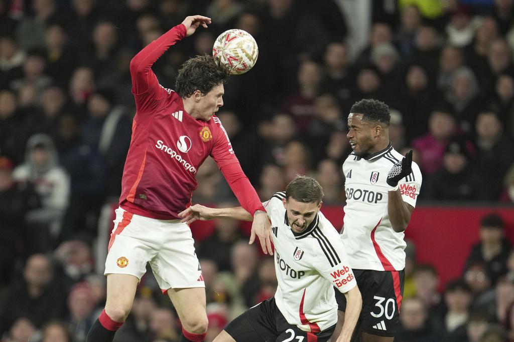 曼聯互射十二碼不敵富咸 英格蘭足總盃第五圈止步。(美聯社)