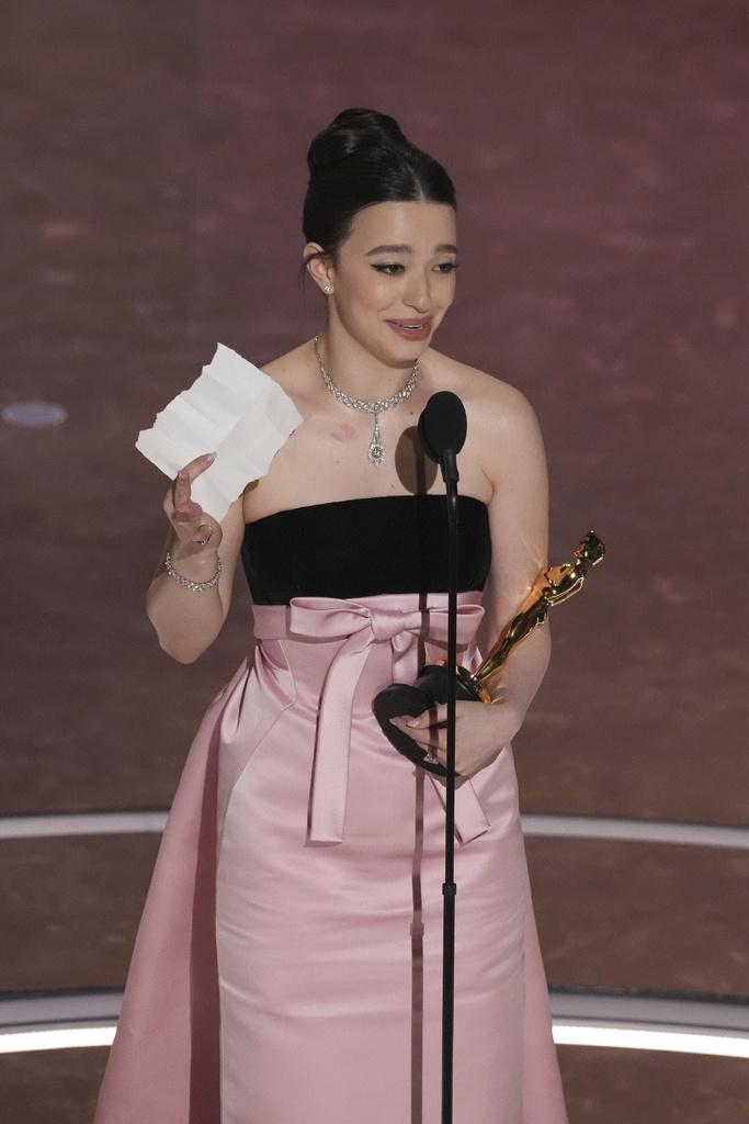 奧斯卡2025|Mikey Madison榮膺今屆影后。(美聯社)