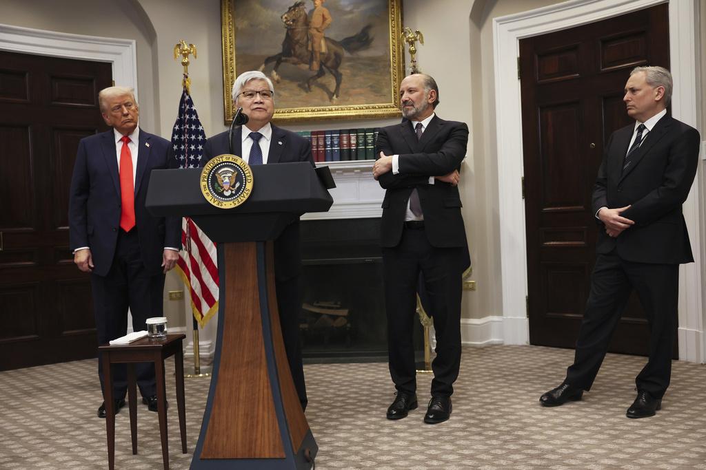 魏哲家預計台積電的投資將創造數以千計的高薪工作機會。(AP)