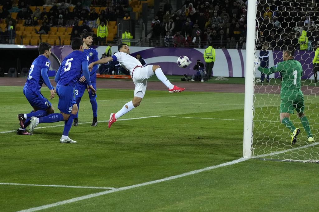 泰尼米為伊朗追平2:2。(美聯社)