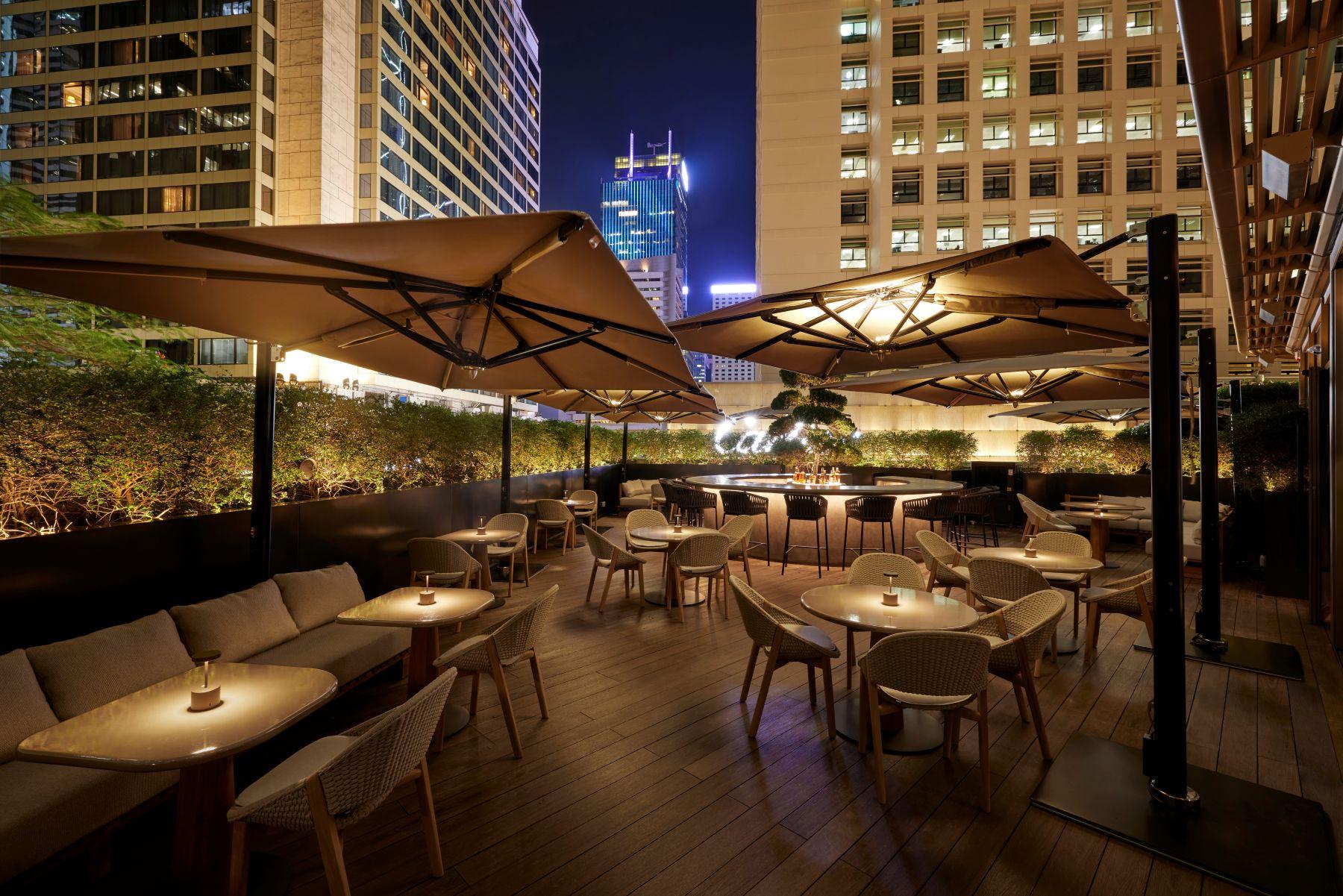 設有露台座位,環境寫意,格調愜意輕鬆。