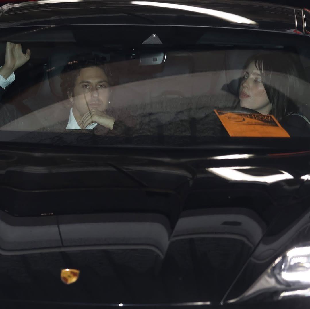 Billie Eilish身邊人指,Nat Wolff只是她的好友之一。