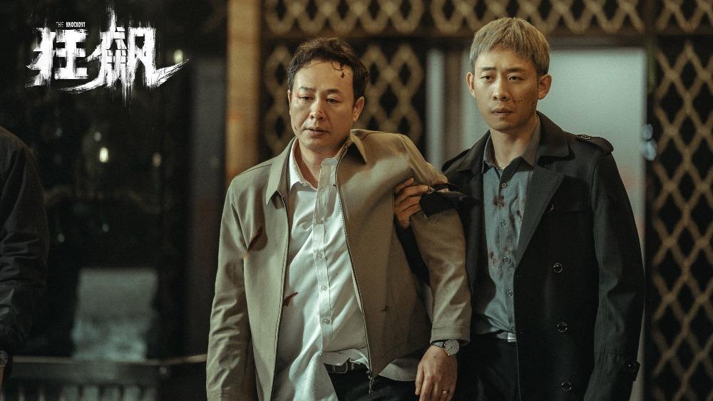 《狂飆》中,高啟強(張頌文飾,左)從出身市井、受人欺負的「賣魚佬」,逐步成為隻手遮天、無惡不作的黑勢力頭領,而一線刑警安欣(張譯飾,右)與對方展開長達21年的長期正邪較量。(圖片來源:官方劇照)