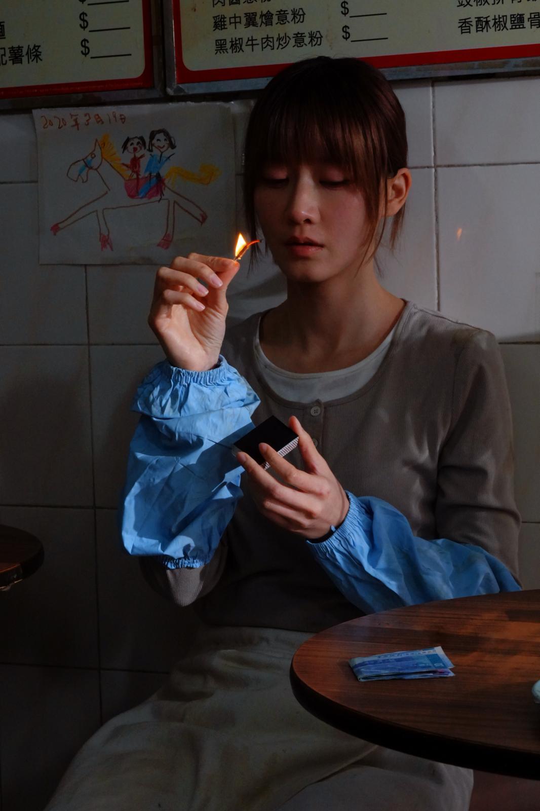 廖子妤為柳應廷Jer新歌《不要活成自己討厭的模樣》MV客串,劃火柴吸煙的畫面,可說是MV特色。