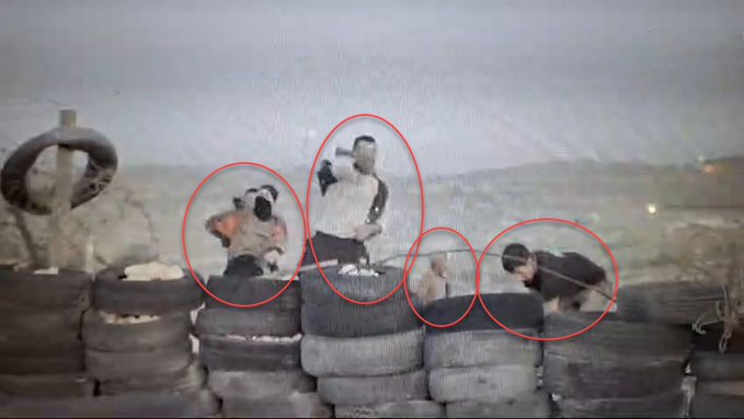 另一導演Basel Adra稱,見到有人向Hamdan Ballal的家投擲石塊。(網上圖片)