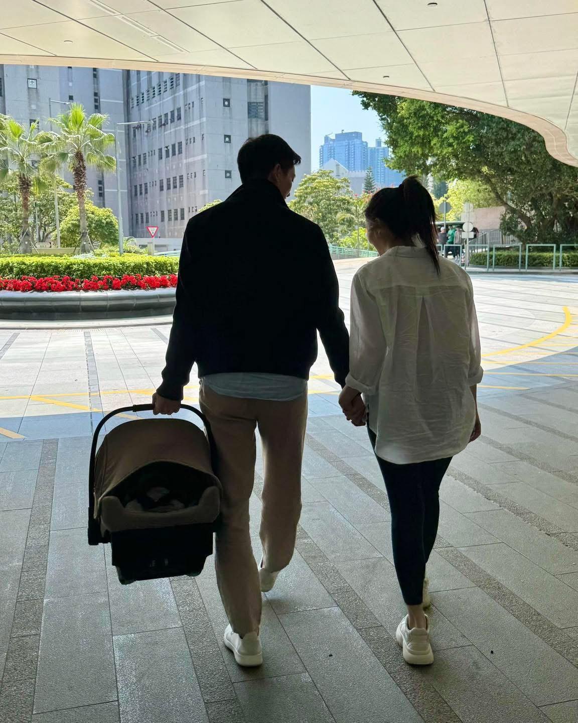 麥明詩昨天在社交平台宣布BB出世了。