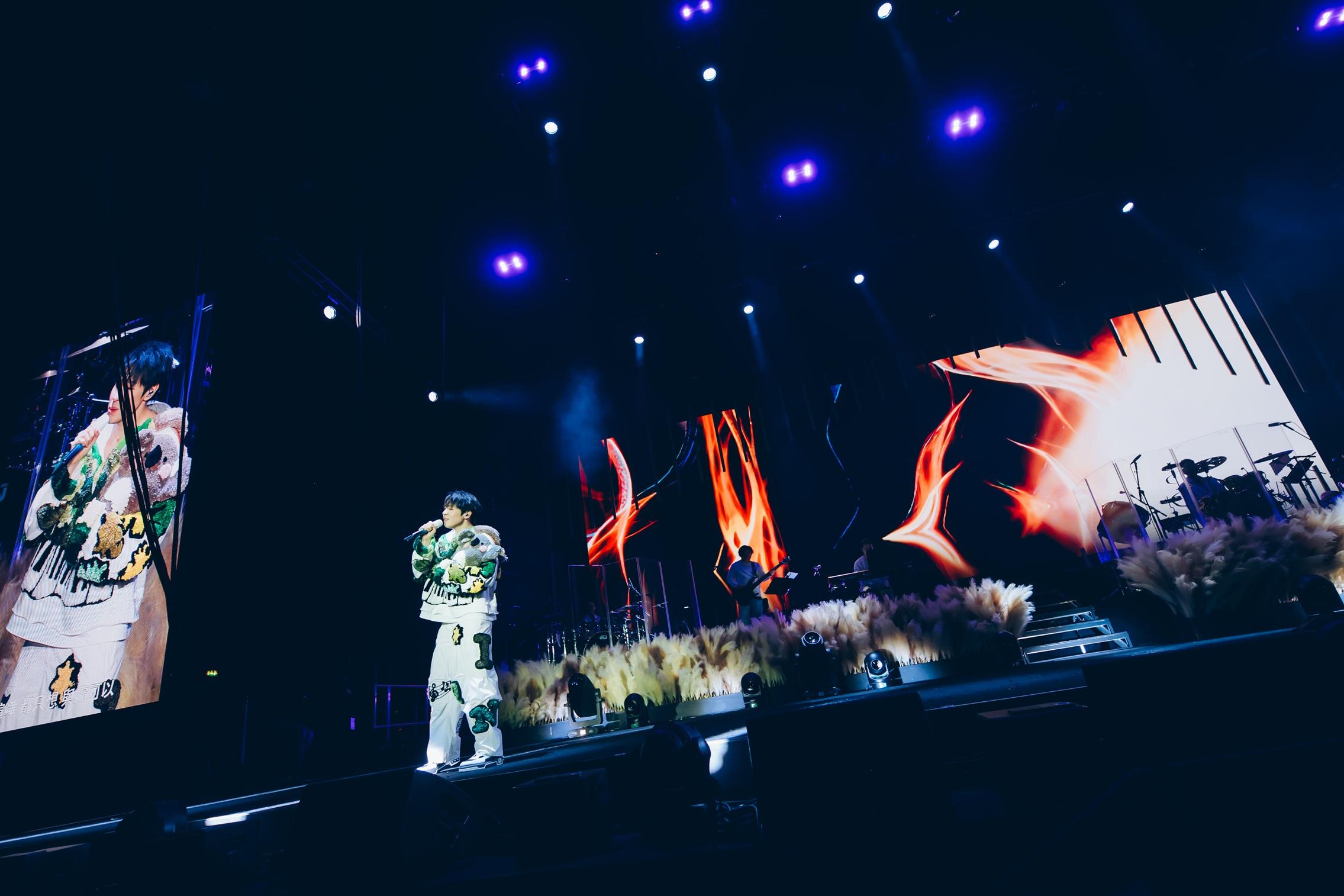 陳卓賢Ian於倫敦舉行《IAN CHAN "TEARS" IN MY SIGHT SOLO CONCERT TOUR 2025 - LONDON》。