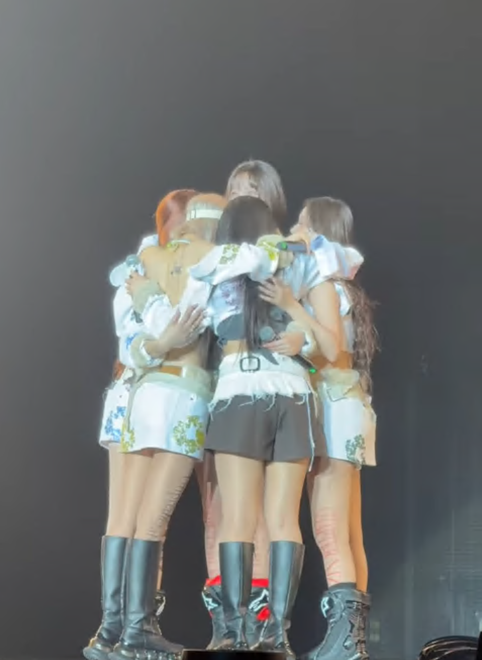 NJZ現身ComplexCon舞台,並於尾聲表示暫時停止一切活動。