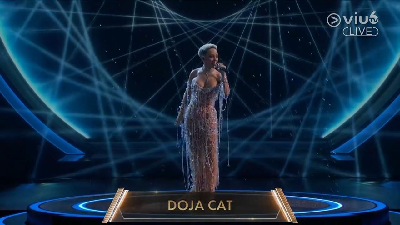 饒舌歌手Doja Cat擔任奧斯卡表演嘉賓。