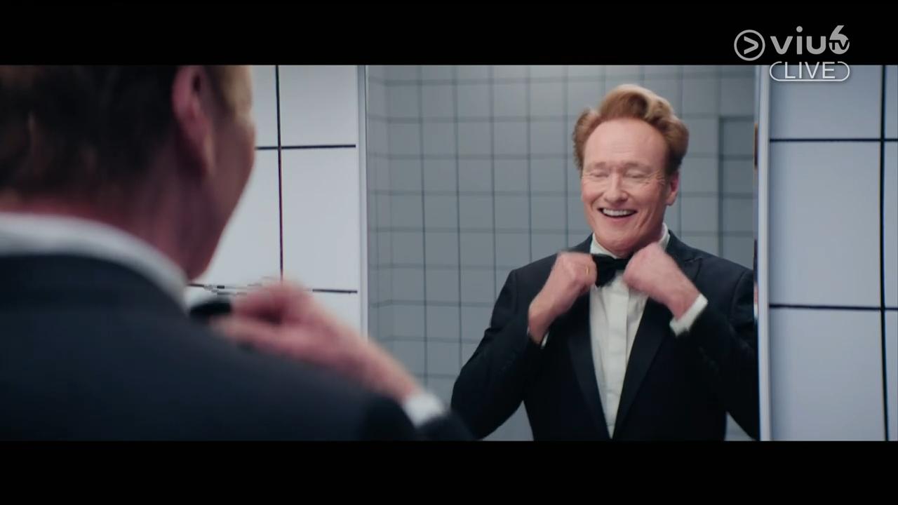 主持Conan O'Brien以別開生面形式出場。