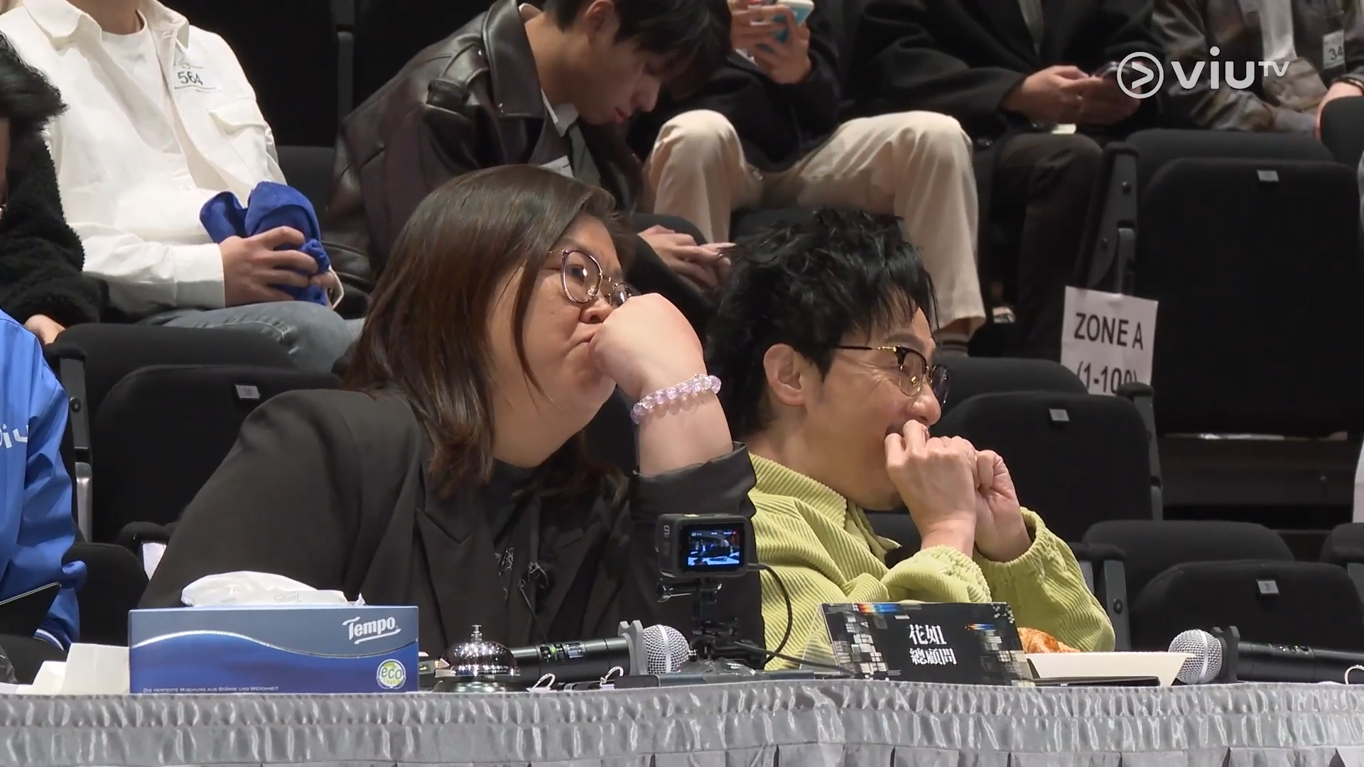 有網民表示開心見到花姐及強尼。