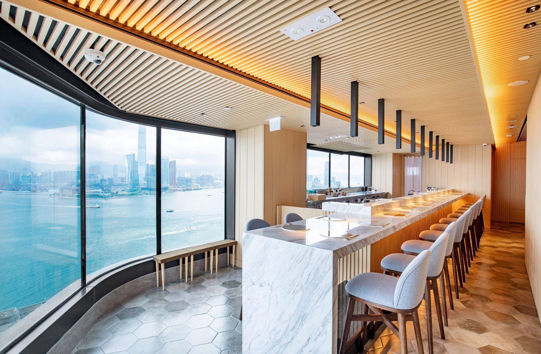 「和緣割烹」坐擁270度絕美海景,是小紅書的打卡熱點。