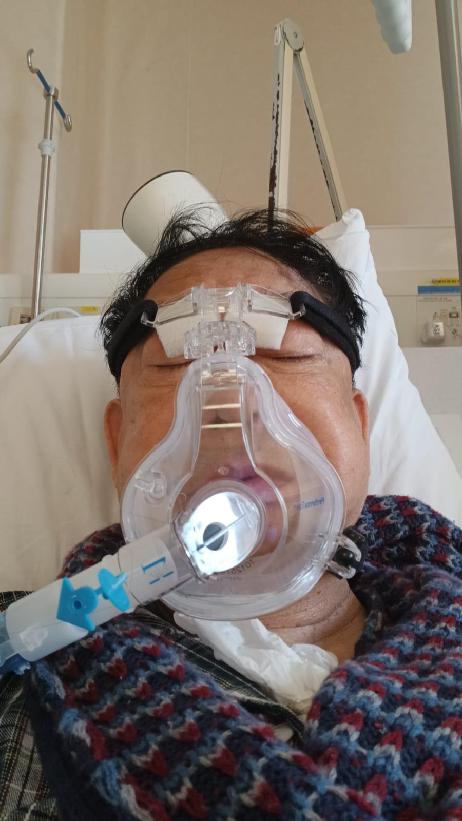 黎彼得入院近半個多月。