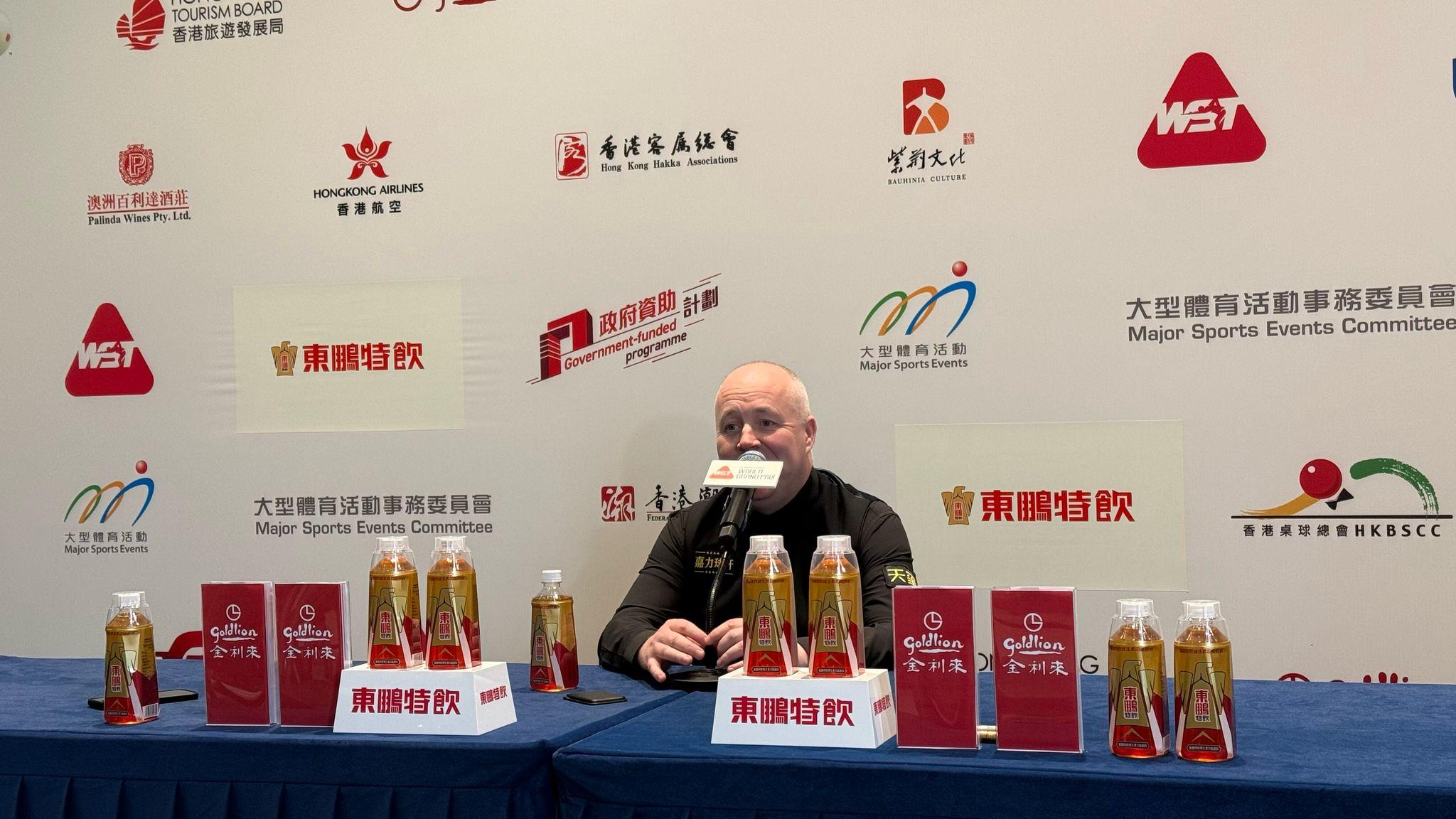 冰咸大讚吳宜澤球技好,大派高帽。