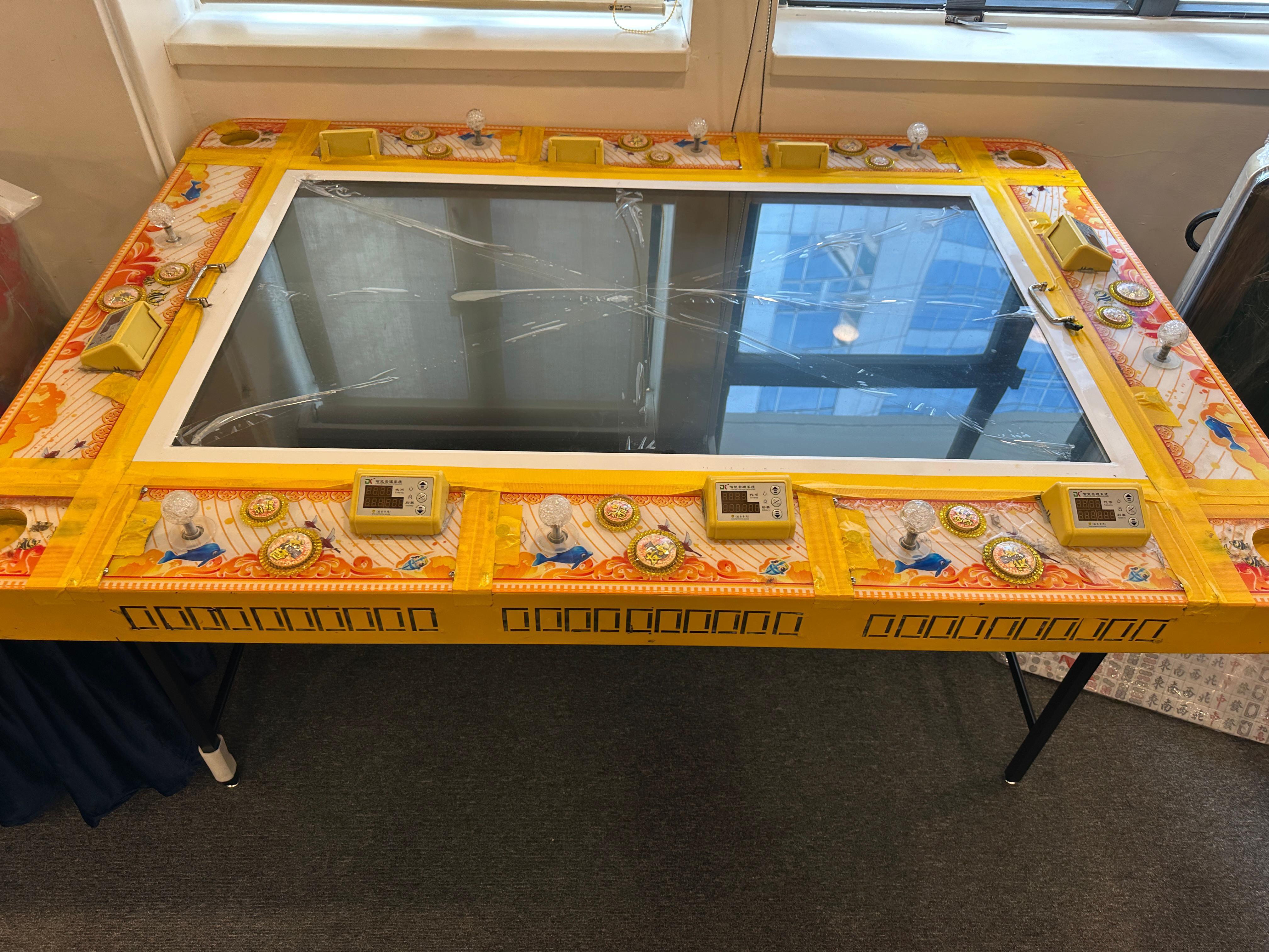 檢獲大批賭具。