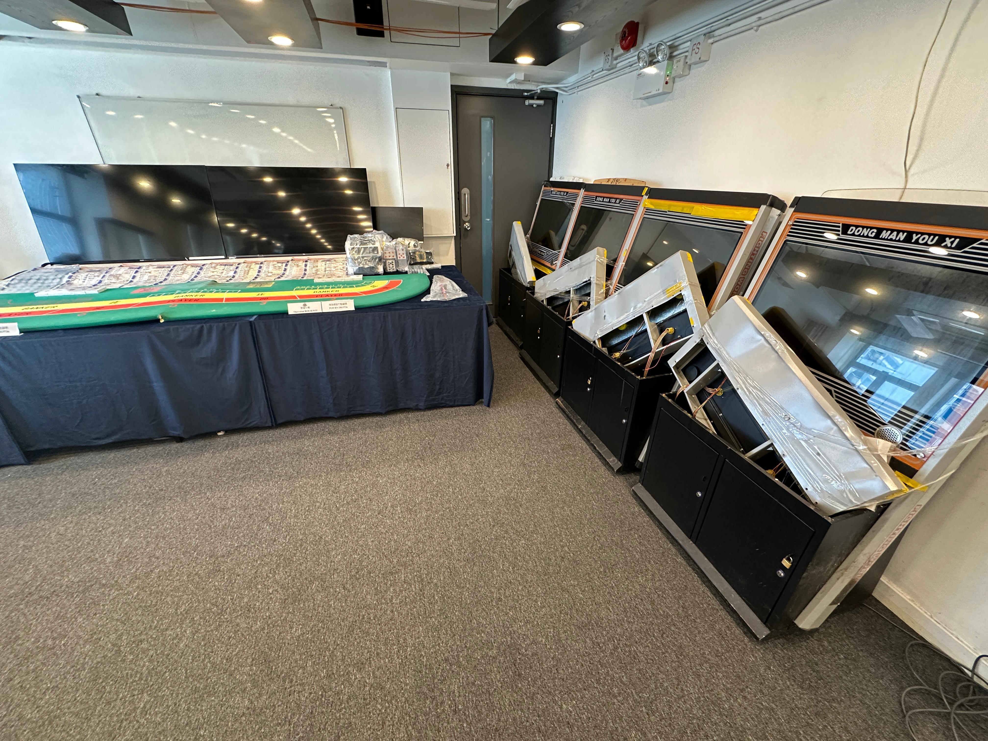 檢獲大批賭具。