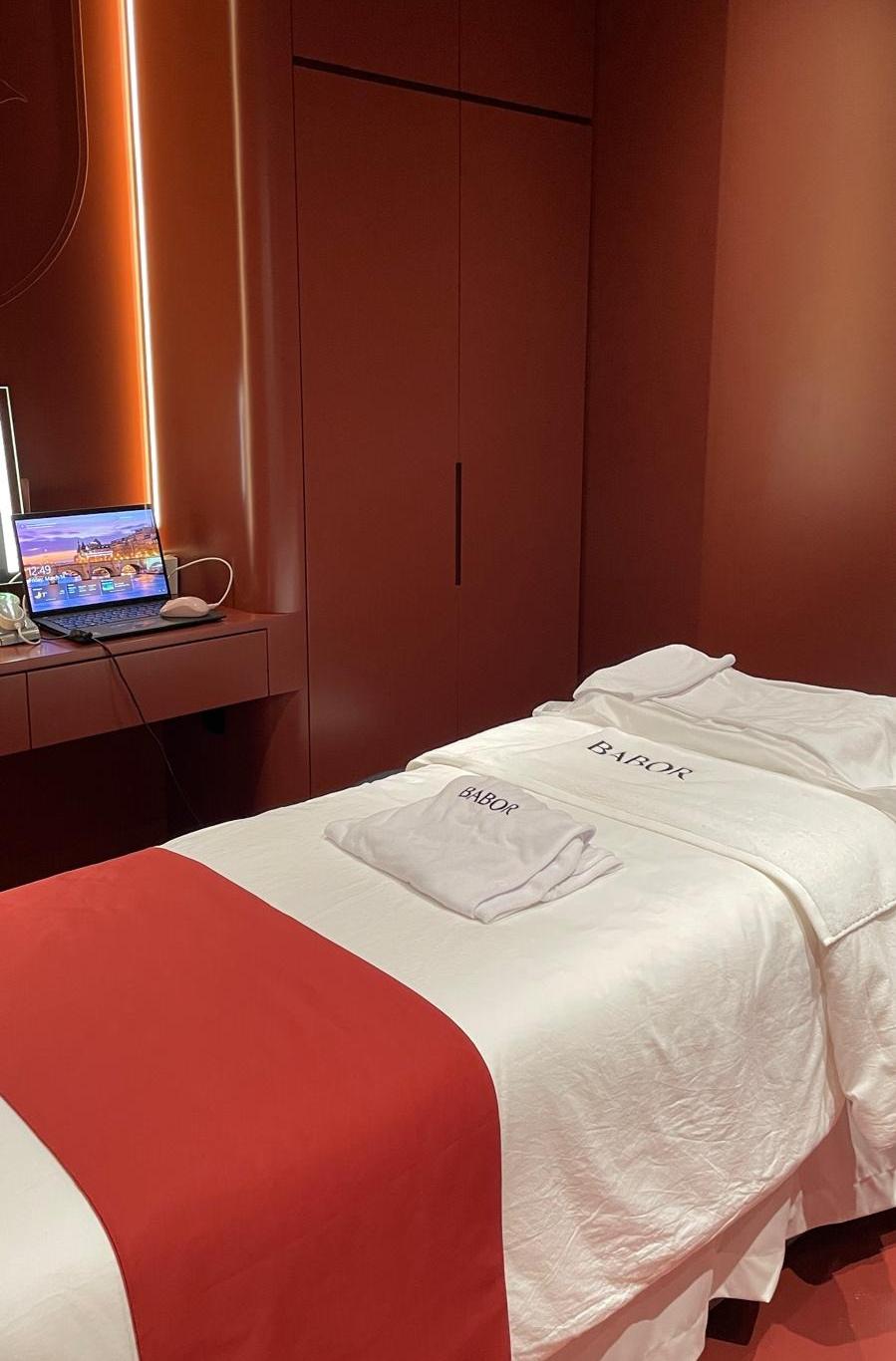 BABOR Expert Cabin提供專業面部手法按摩及護理。