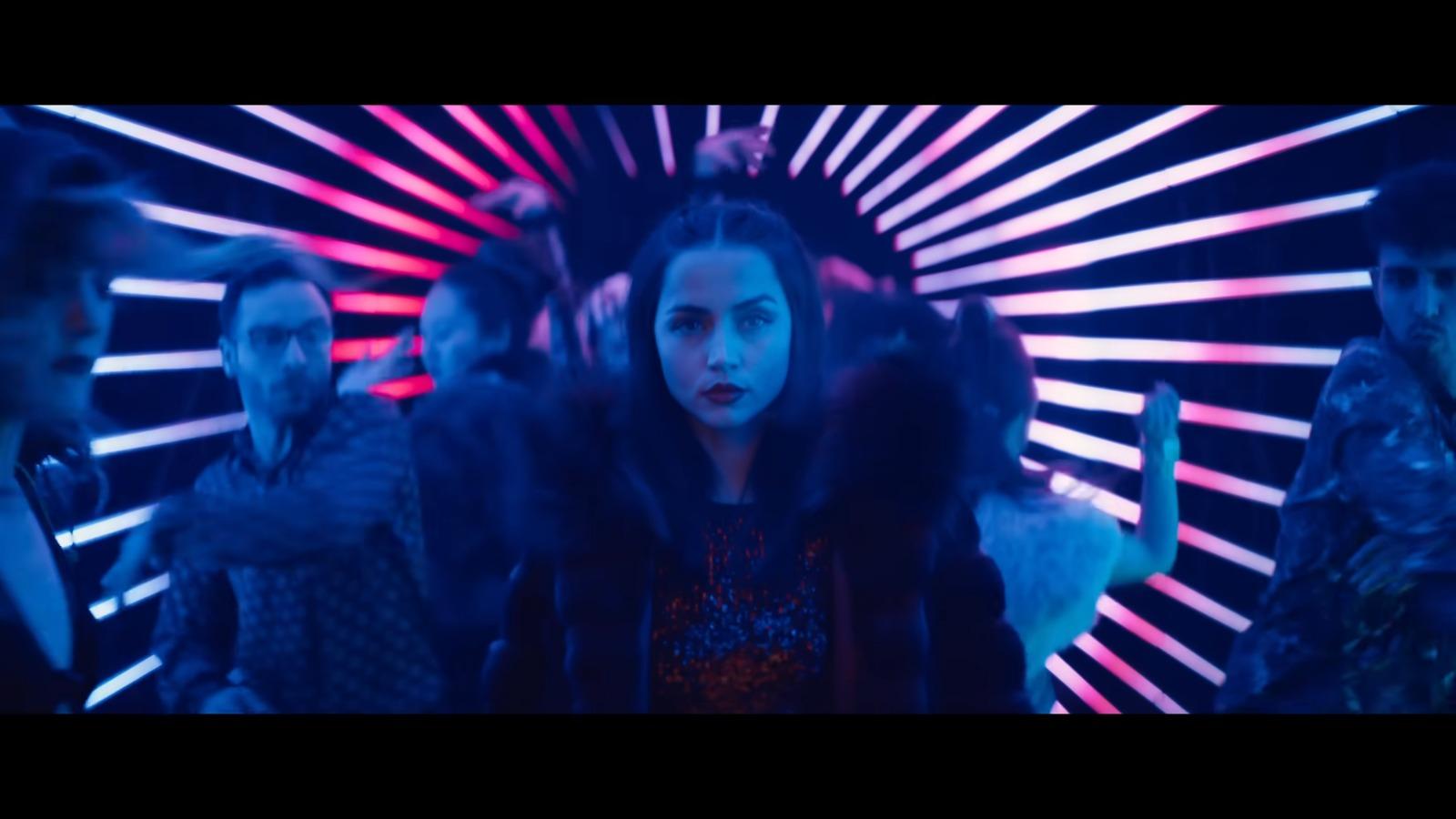 《Ballerina》預告,Ana de Armas展開一段為父報仇的殺戮之路。