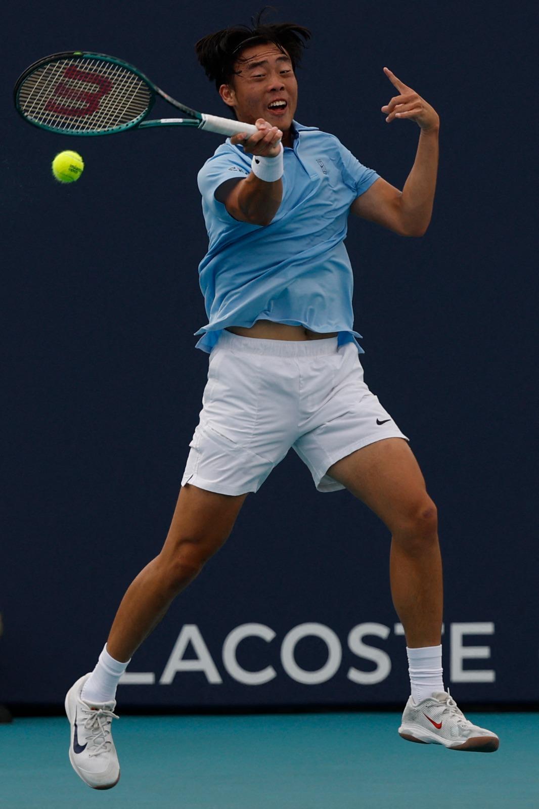 黃澤林在邁亞密公開賽第3圈止步。以盤數1:2不敵澳洲的禾頓(Adam Walton)。(資料圖片)