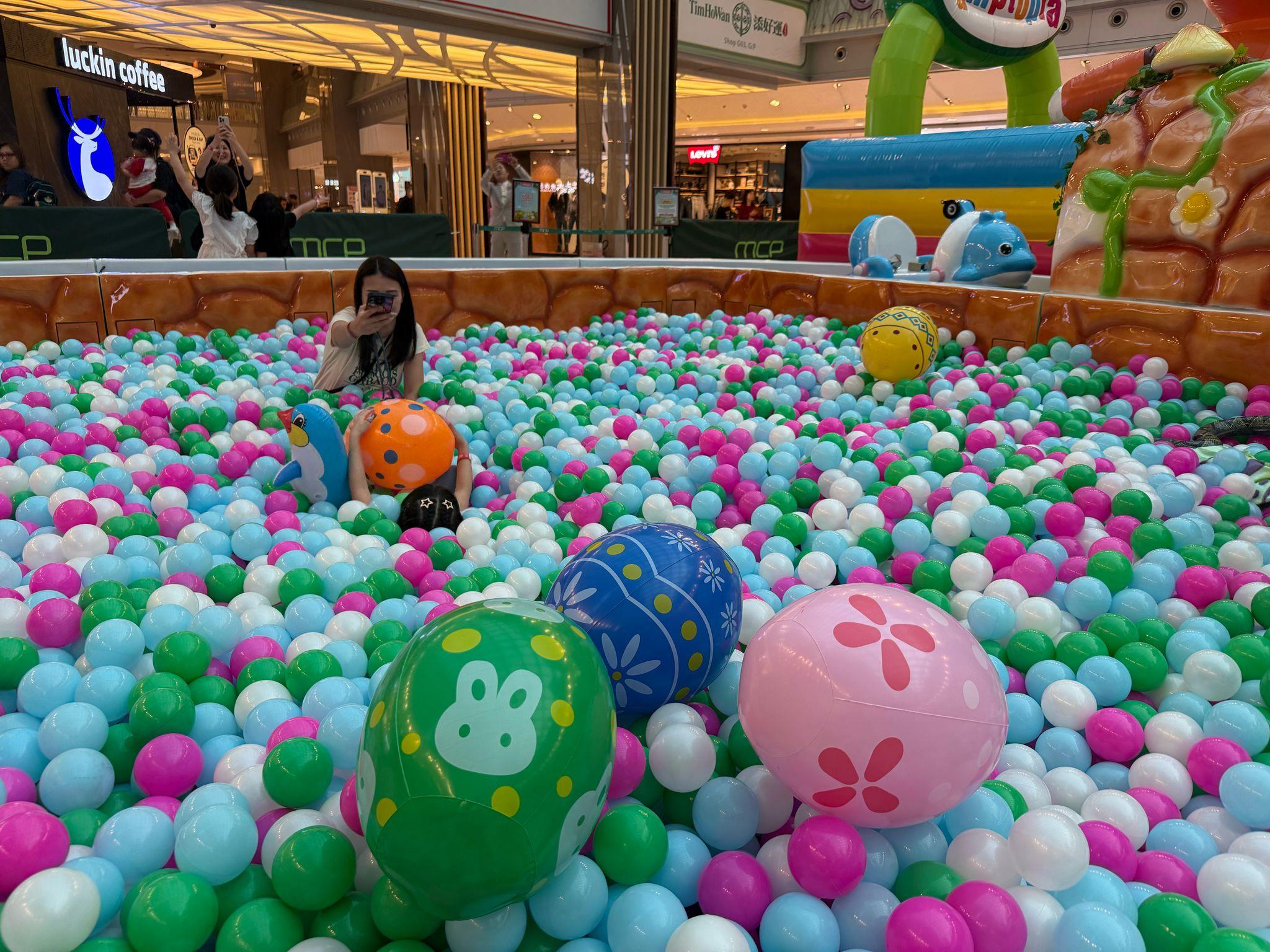 波波池暗藏多隻復活蛋