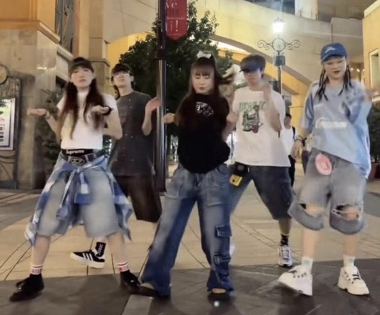 Win Win與KC曾是跳舞的好拍檔。