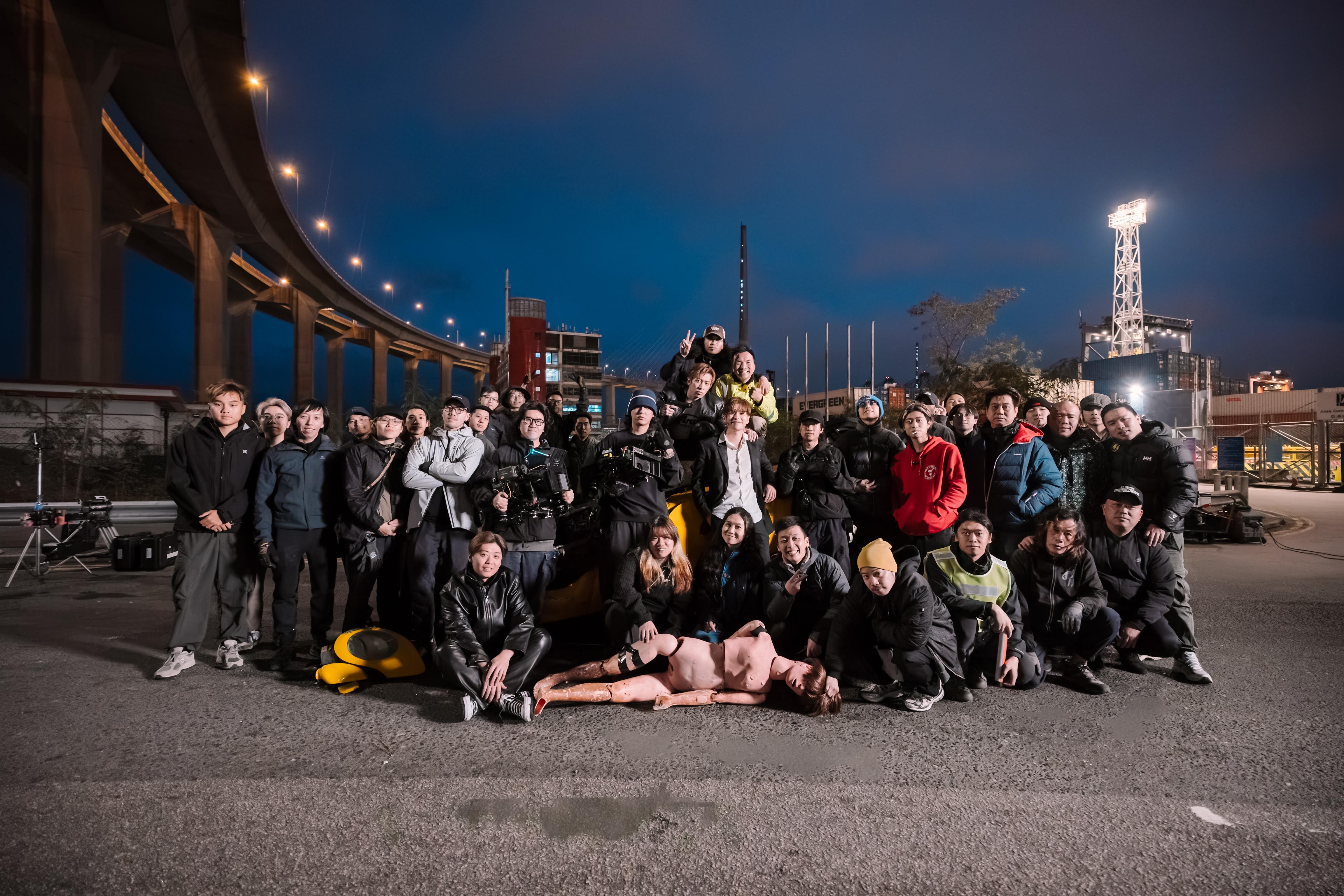 Tyson今次MV不只碌爆友情卡,信用卡也碌爆了。