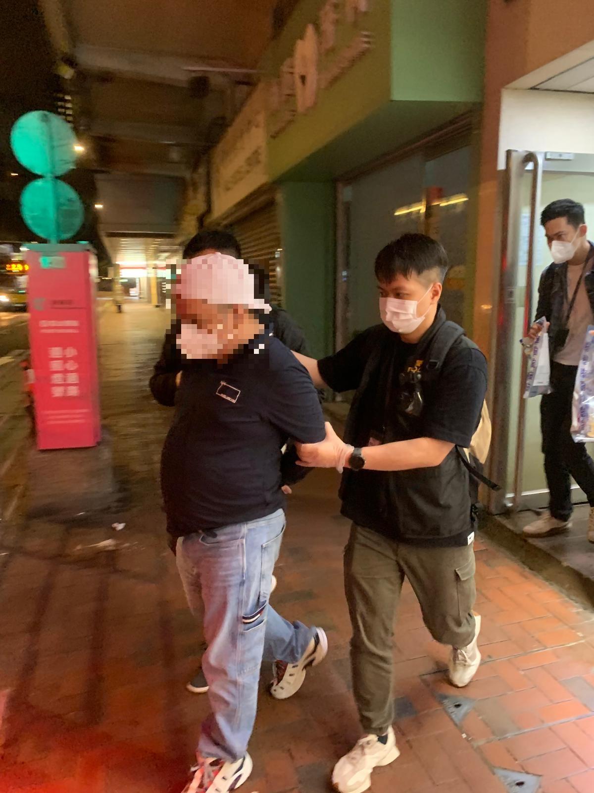 41歲委內瑞拉籍男子涉灣仔酒吧區販毒被捕。(警方圖片)