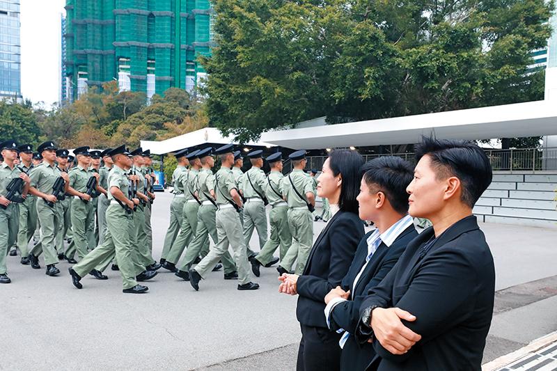 三人在不同崗位發光發熱。(《警聲》)
