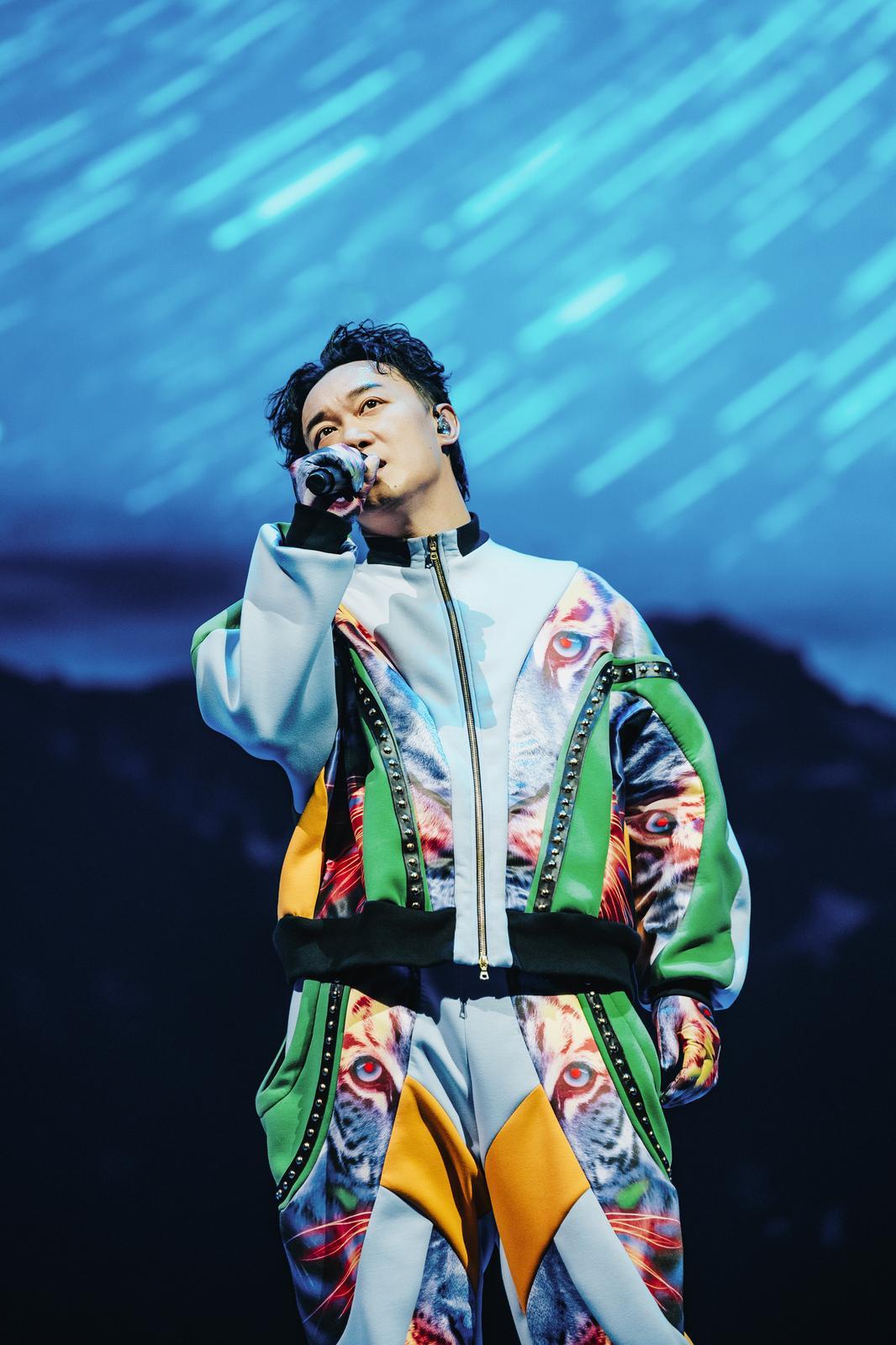 陳奕迅約定歌迷,見證其首個日本個唱。